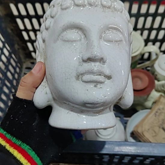 摩***士陶瓷精美摆件（不退换，微瑕的）