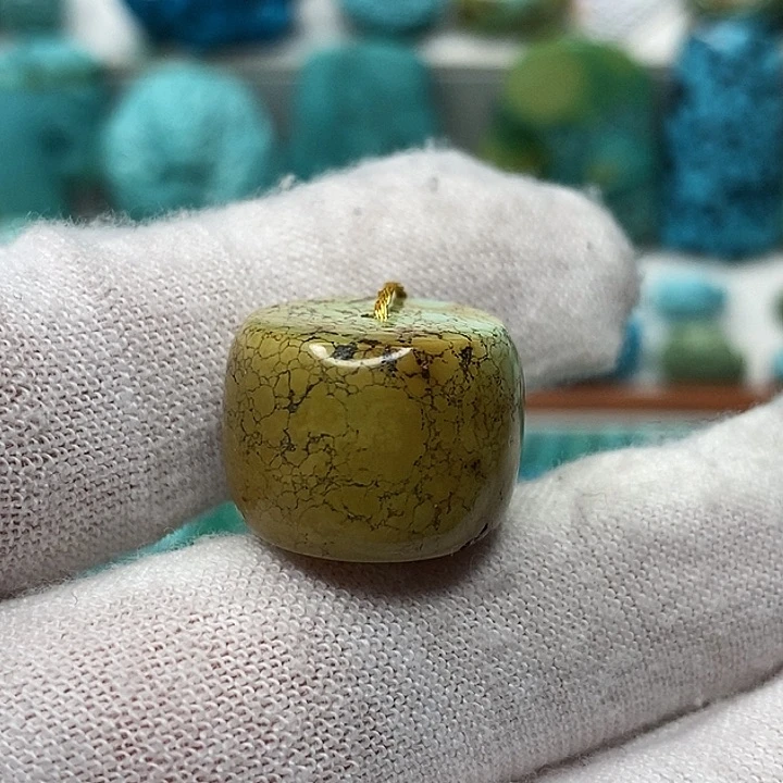 未镶嵌绿松石天然原矿 带武汉地大证书追*