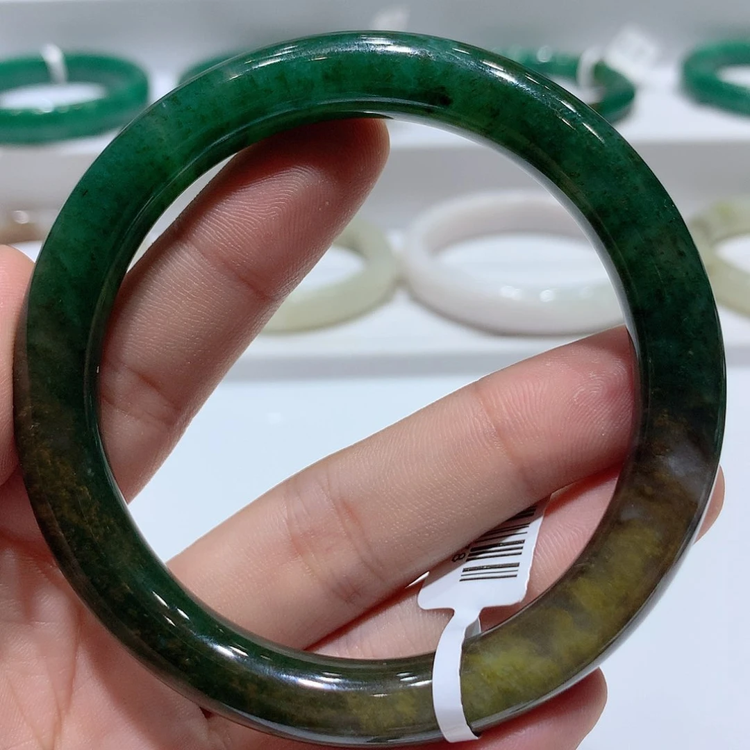 独山玉手镯未镶嵌