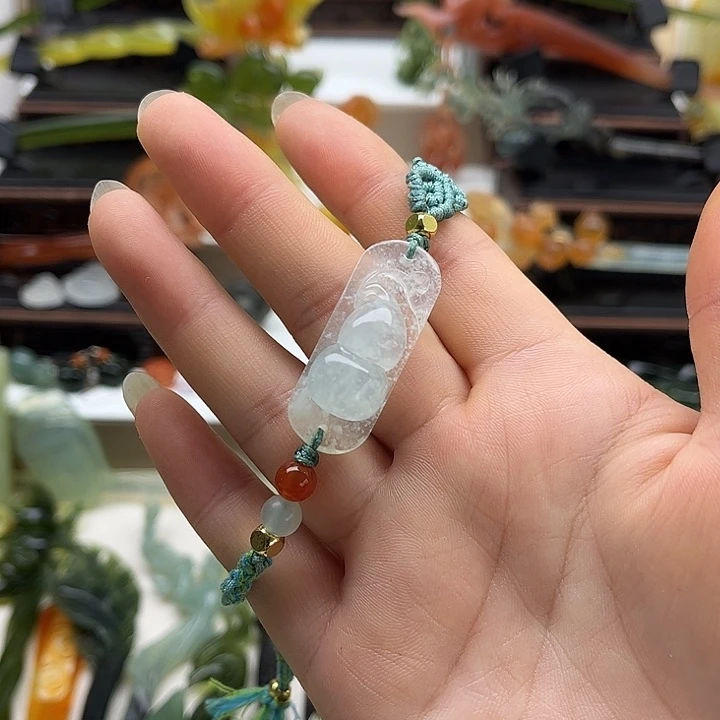 未镶嵌蛇纹石玉岫玉挂坠