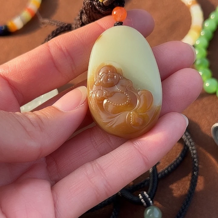 和田玉未镶嵌颈饰45*28*14