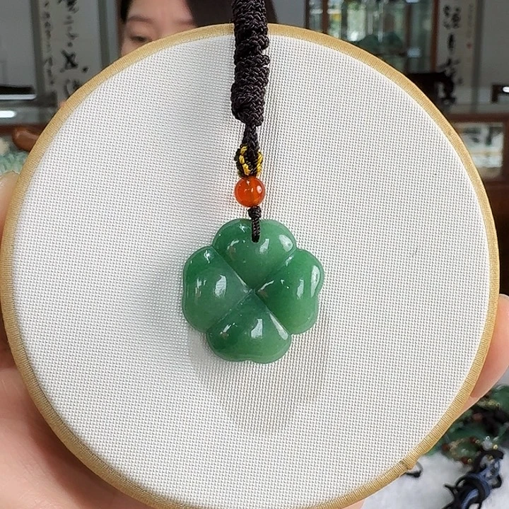 密玉（石英质玉）未镶嵌颈饰