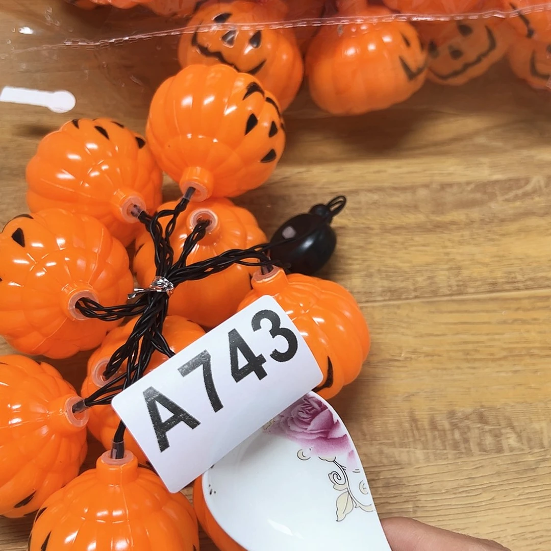 慎拍退单拉黑不退不换发一箱…………………