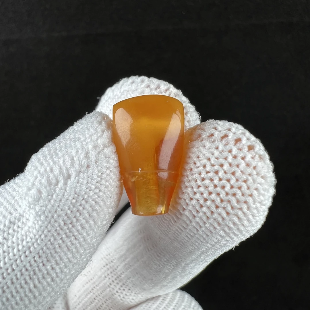 Z1559天然原矿蜜蜡 老蜡三通 10*17mm 100克价