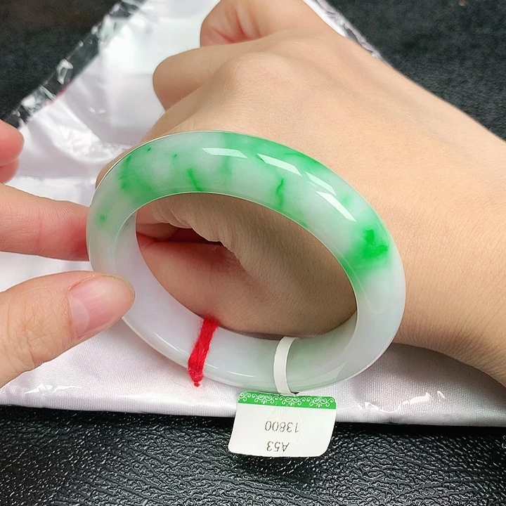 【闪购商品】翡翠手镯未镶嵌5354圈