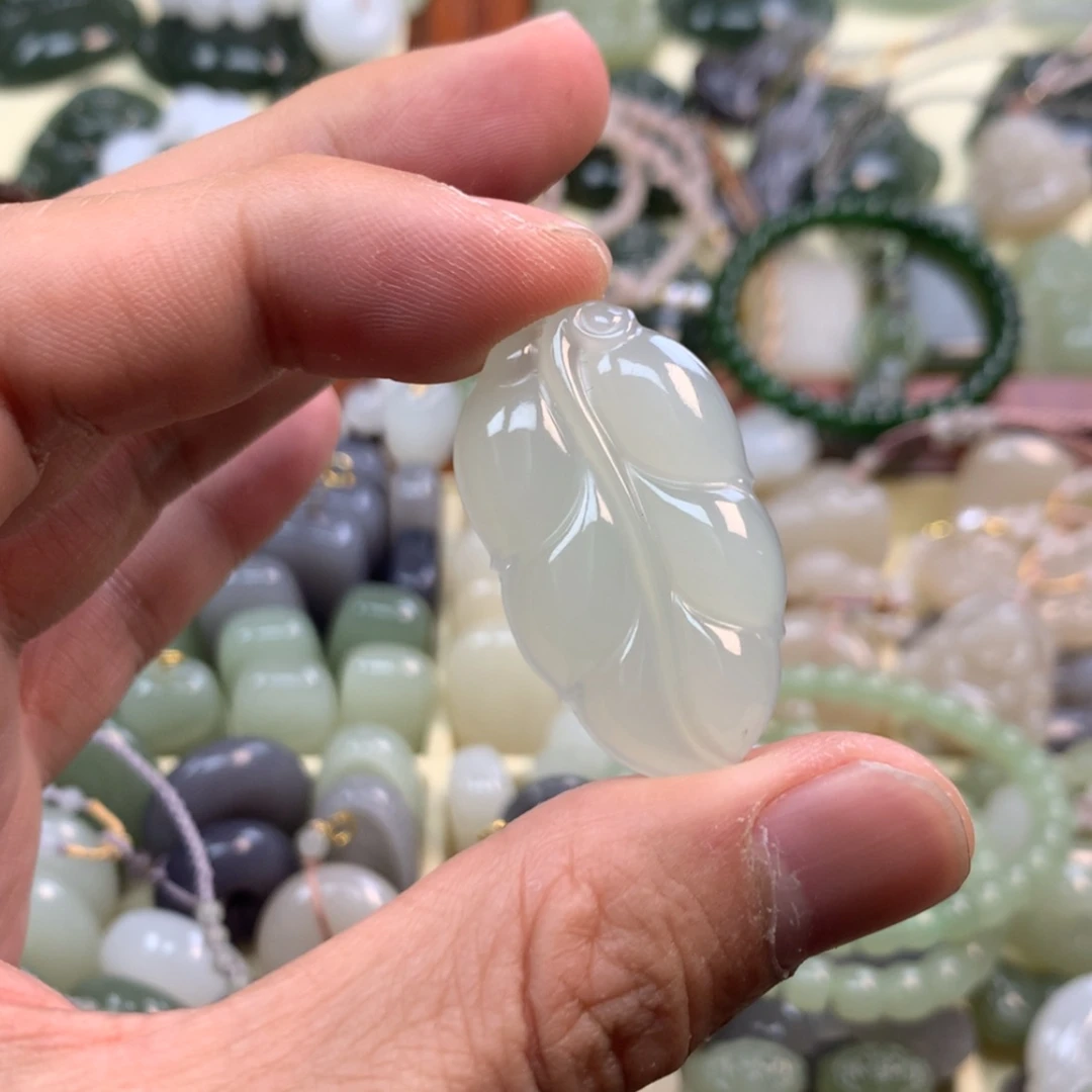 【闪购商品】和田玉颈饰未镶嵌