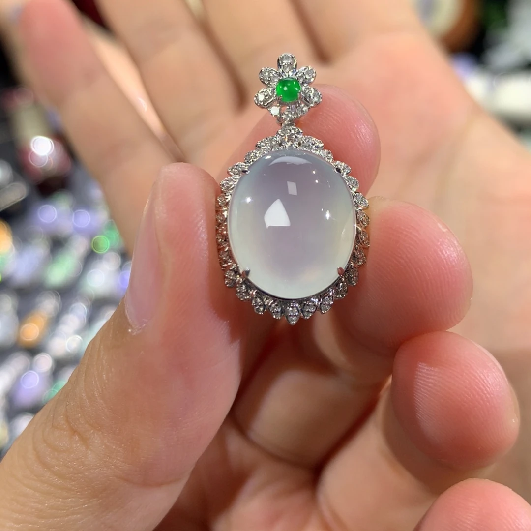 翡翠18K金镶嵌吊坠(不含链)签收后48小时鉴赏期