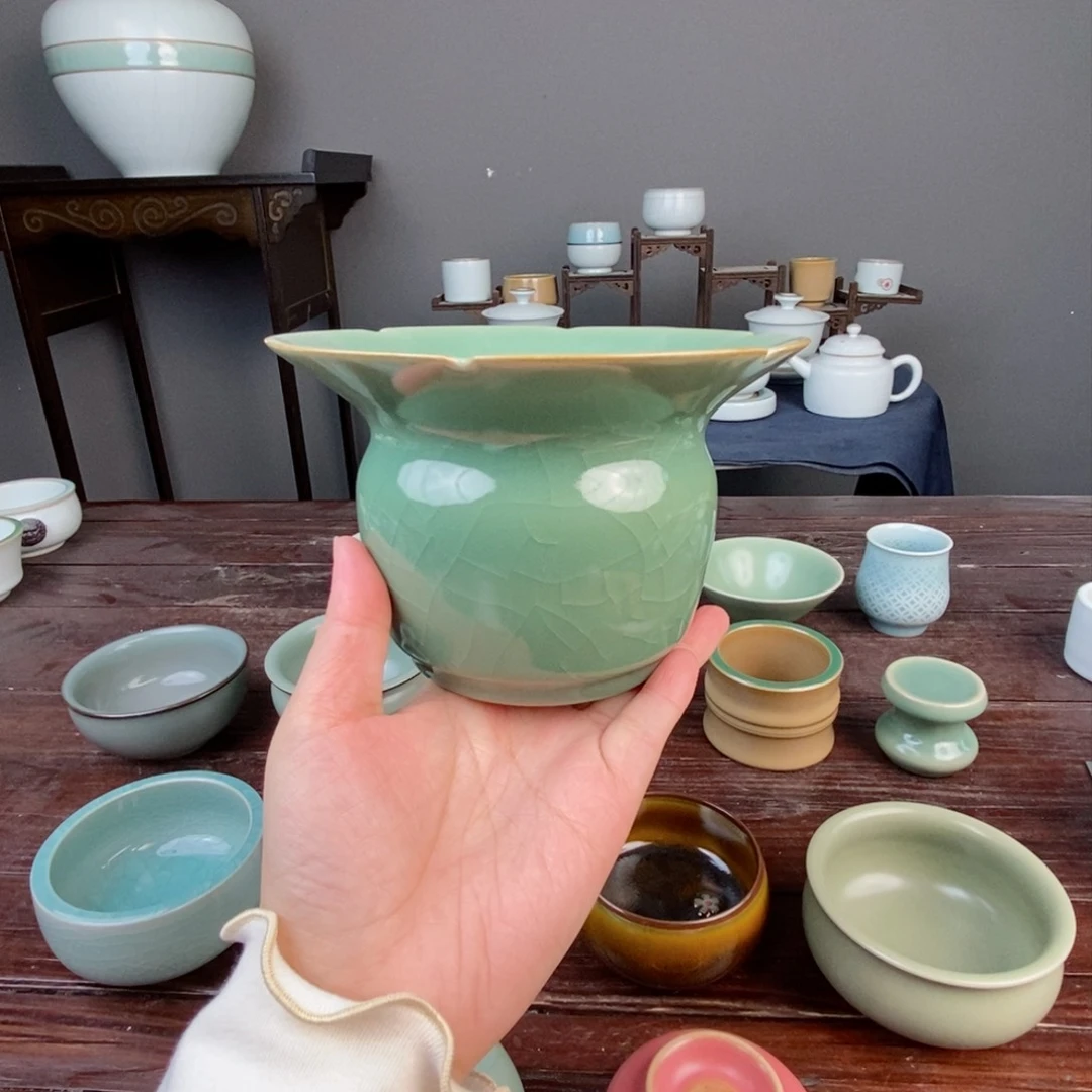 朱砂胎梅子青开片水洗