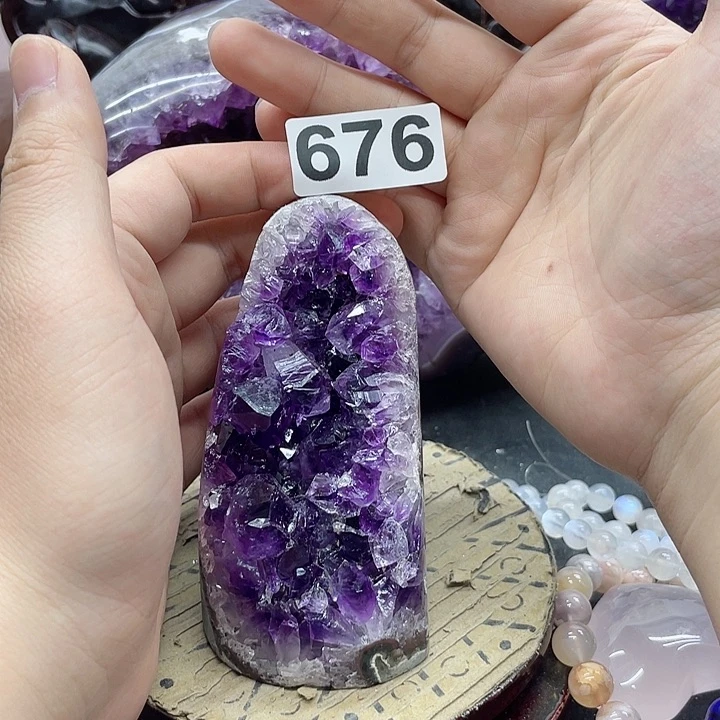 未镶嵌水晶大型摆件（非配饰）