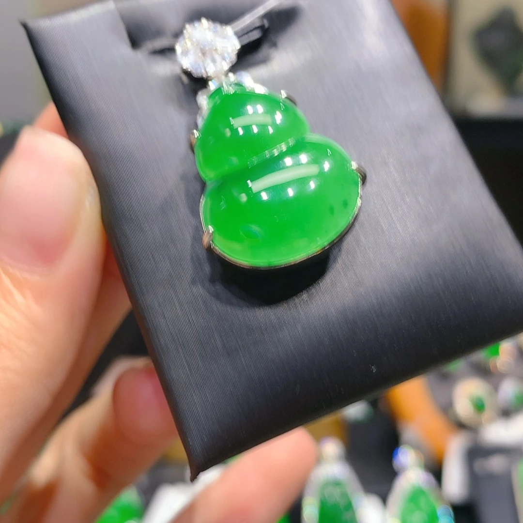 【闪购商品】翡翠银S925镶嵌颈饰21柒姐