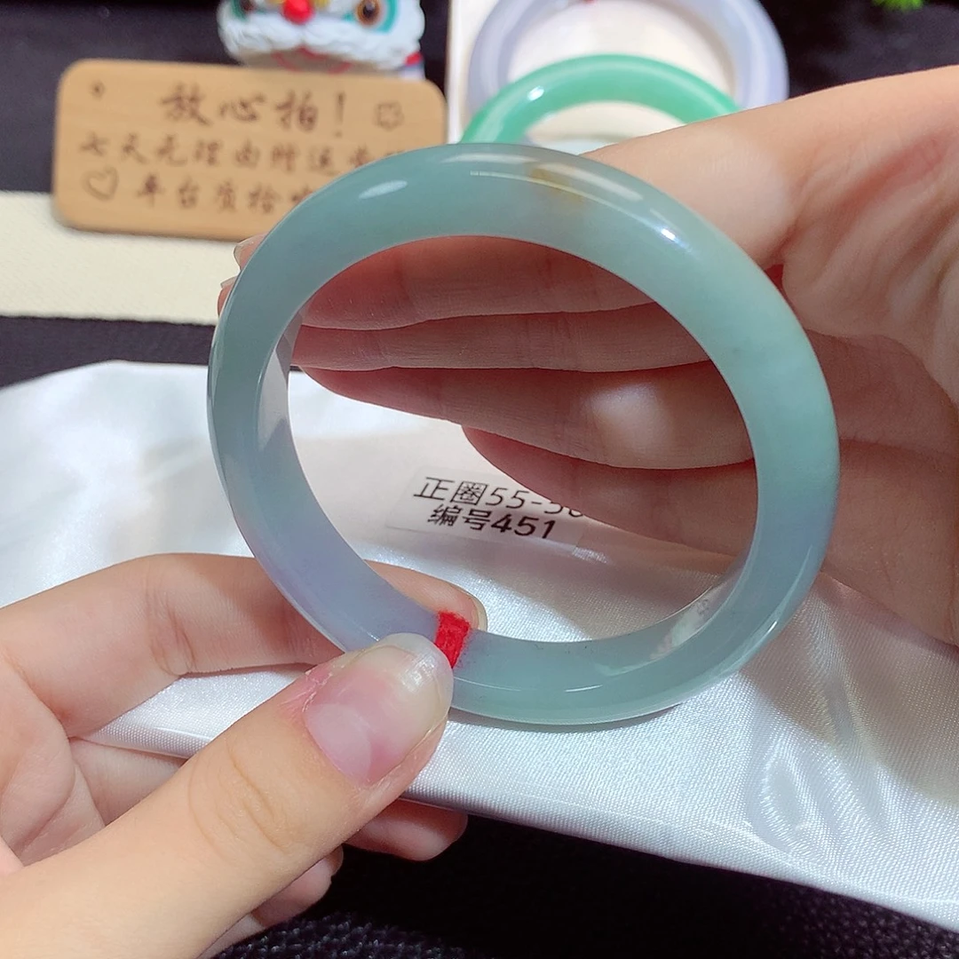 翡翠未镶嵌手镯451