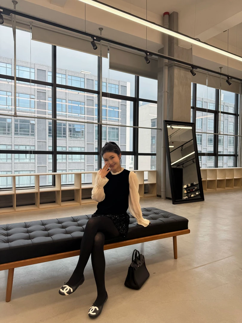 【书枕星河】25年新款天s+桑蚕丝高级感千金风时尚连衣裙 YQ501