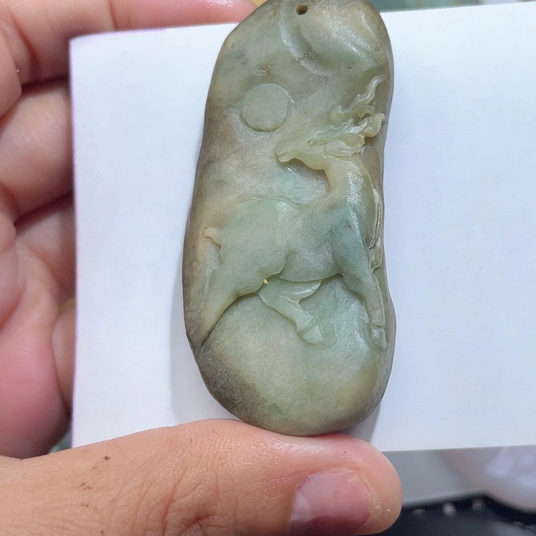 定制翡翠未镶嵌是