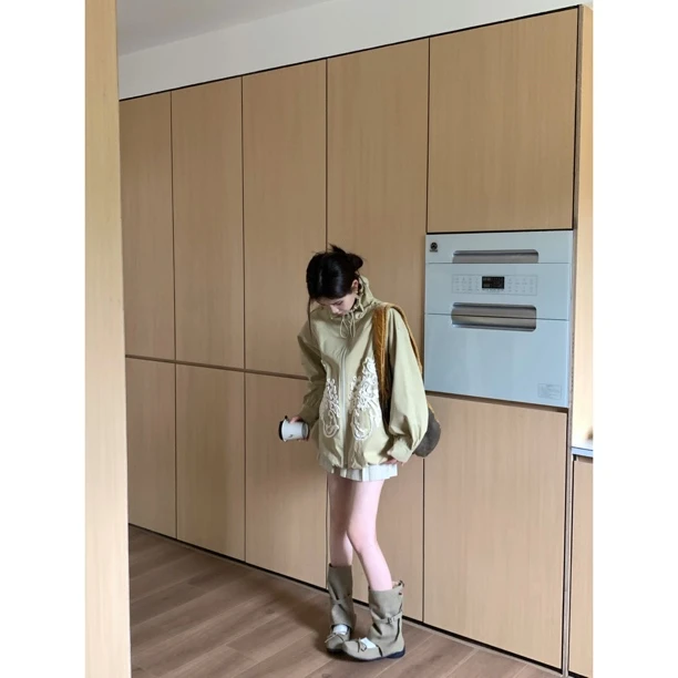 【赵小小&米兰秀场】7682 法式气质高级感重工刺绣宽松显瘦百搭外套