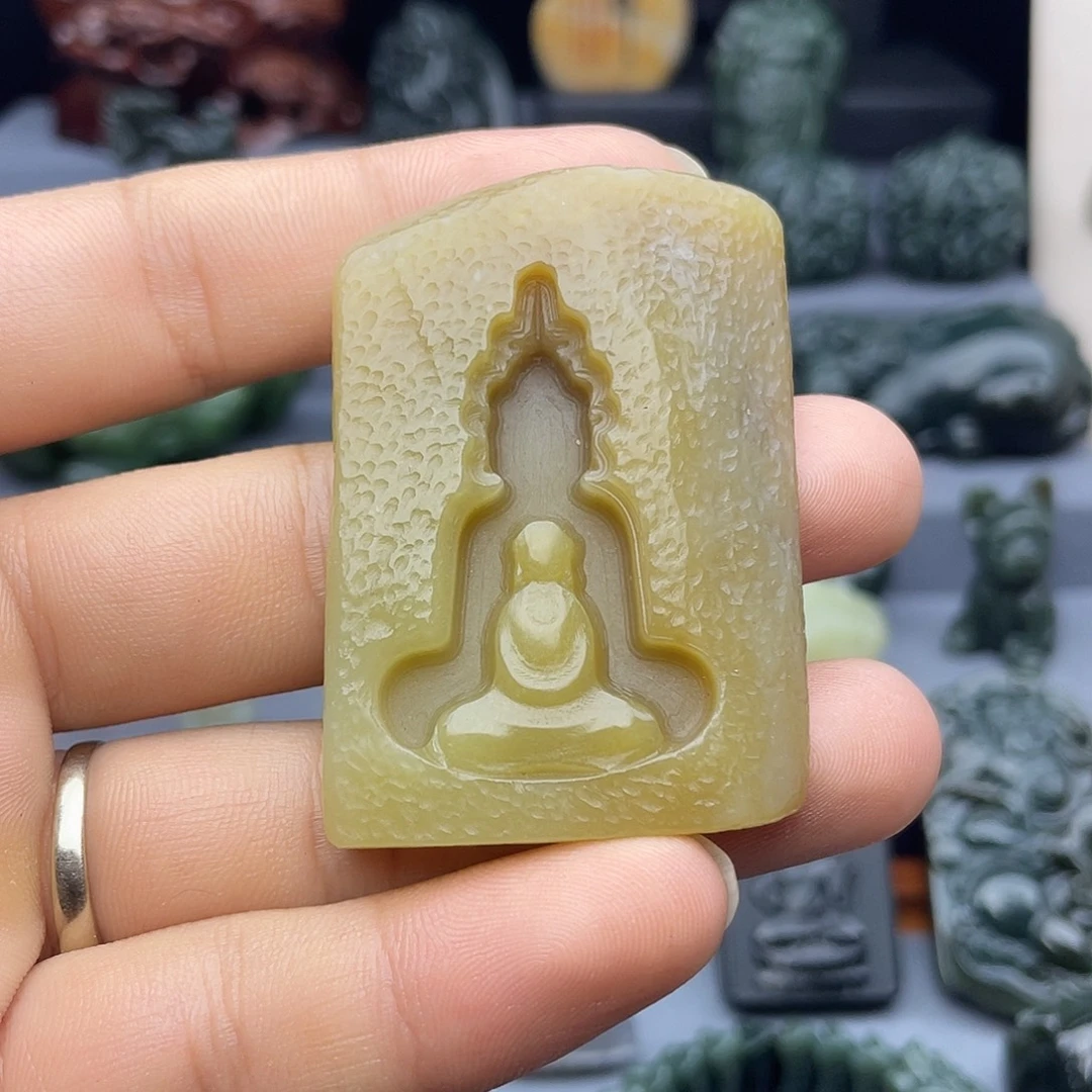 和田玉未镶嵌挂件