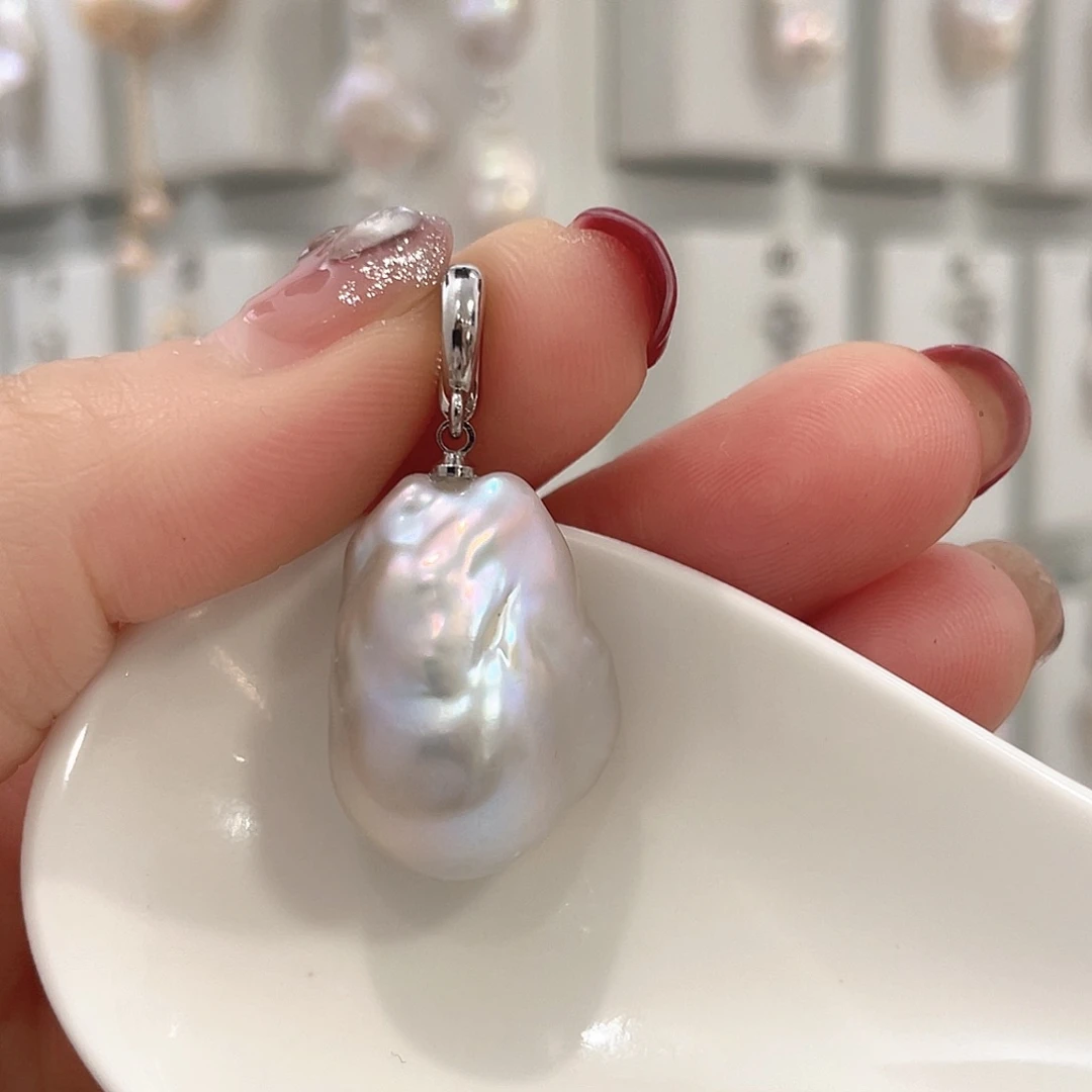 颈饰未镶嵌淡水珍珠