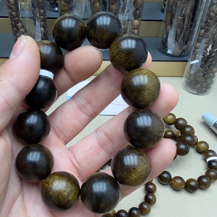 沉香沉香碎屑海南野生猫眼莺歌绿2.0