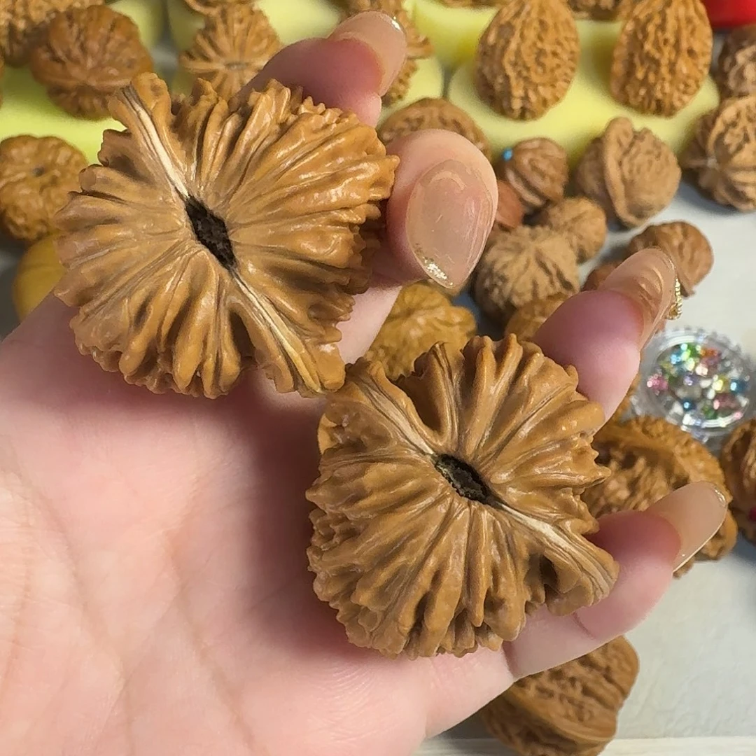 モ***ィ文玩核桃四座楼边42