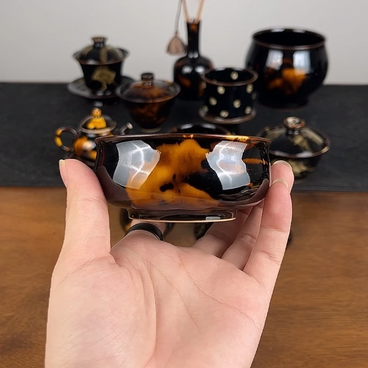 杯玳瑁釉矮炉式杯