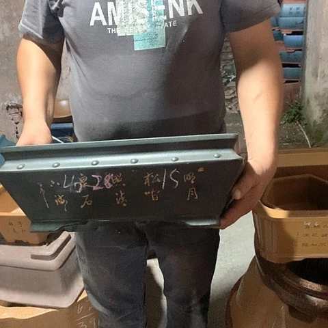 紫砂花盆手工艺品