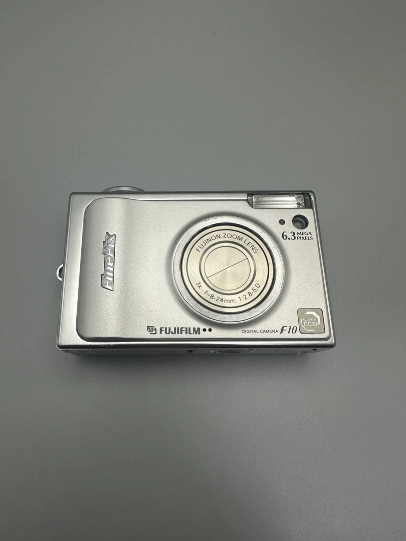 95新 Fujifilm/富士 f10/630w像素3倍光学变焦ccd（不包含读卡器）