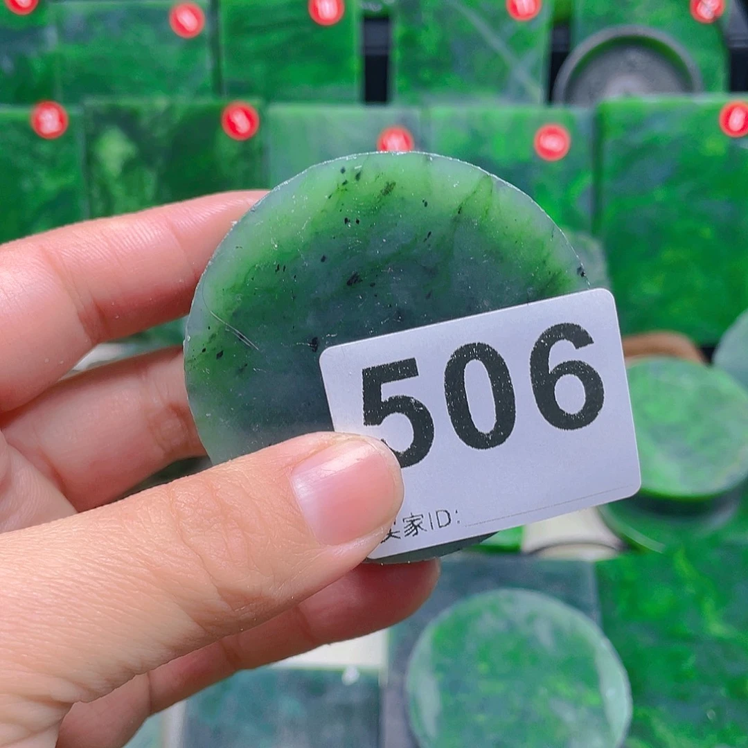 美***雪和田玉（碧玉）未镶嵌珠宝奇石