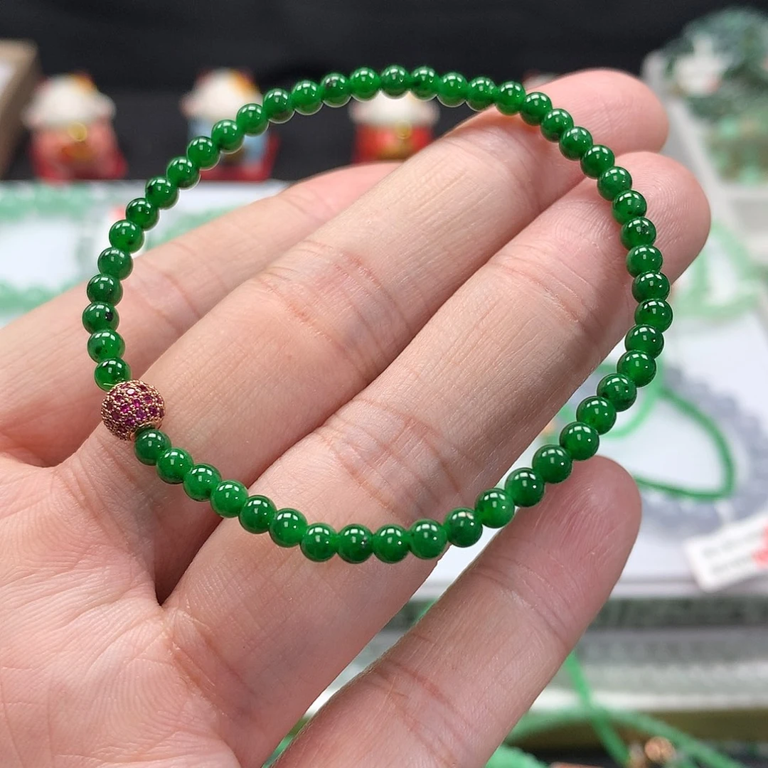 翡翠手链未镶嵌翡翠