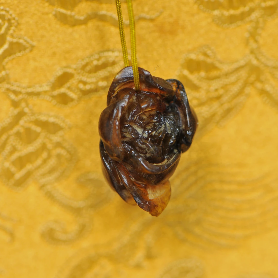 琥珀花卉小坠 P1125