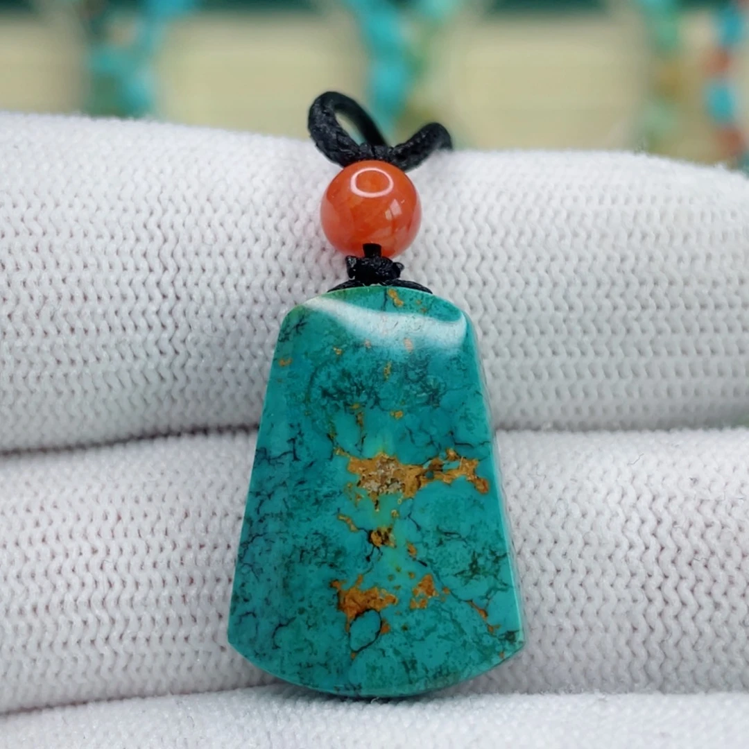 未镶嵌绿松石珠宝奇石海*