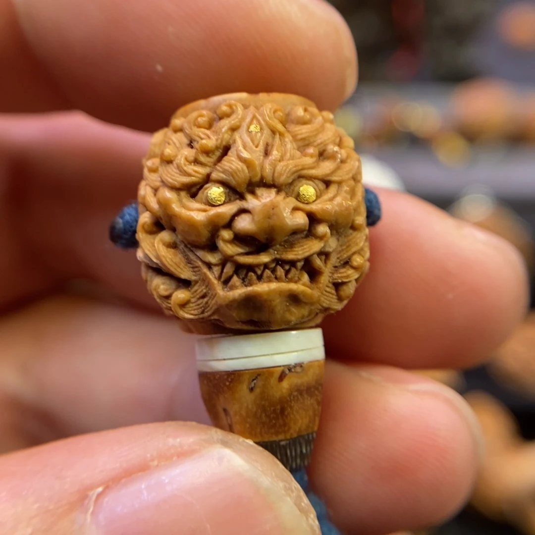 19尺瑞兽三通潍坊核雕