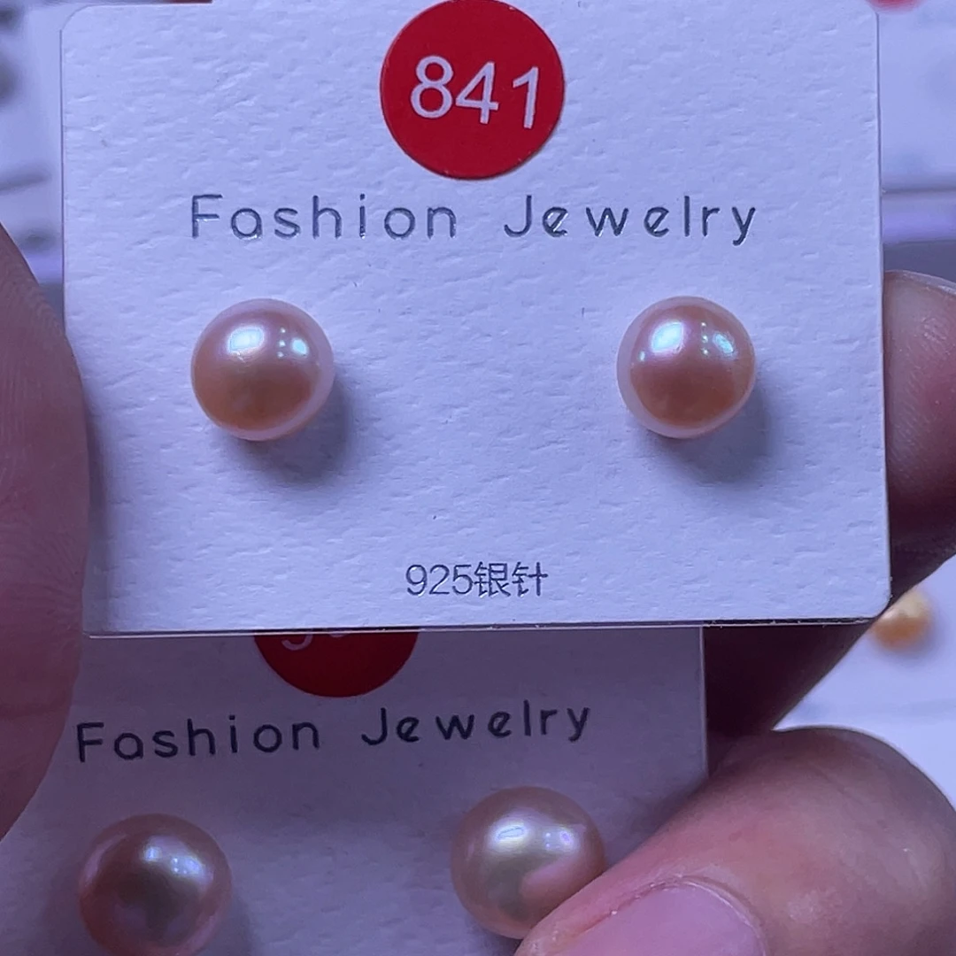 认***雪银S925镶嵌淡水珍珠耳饰