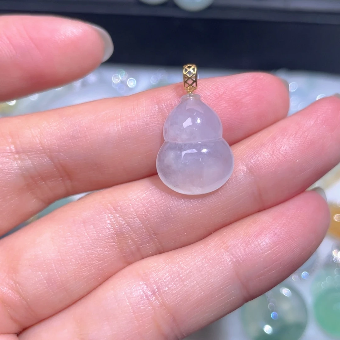 颈饰18K金镶嵌翡翠翡翠