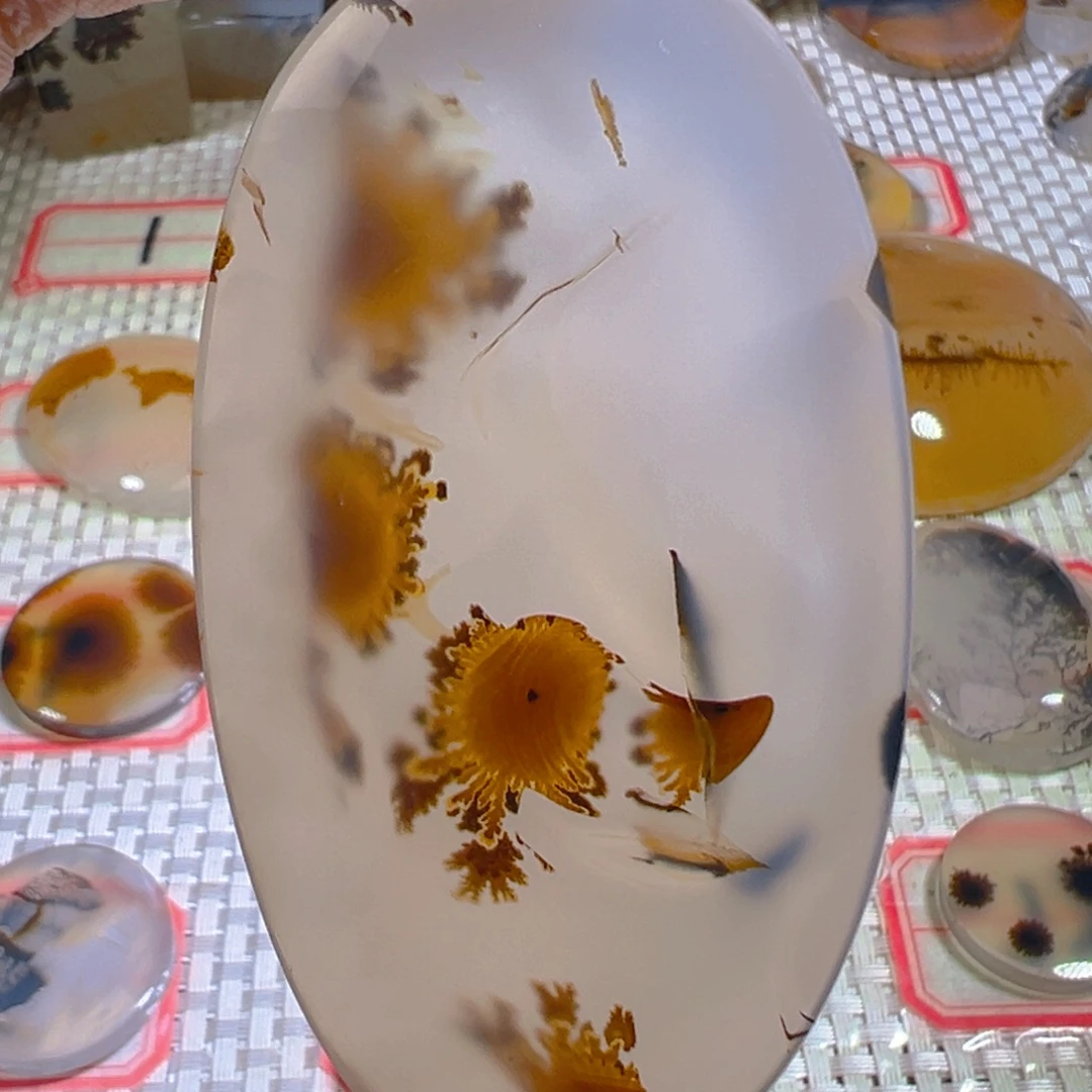 未镶嵌颈饰玛瑙/玉髓