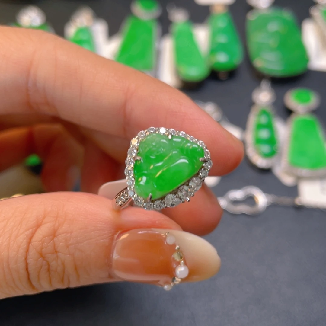 翡翠银S925镶嵌颈饰戒指