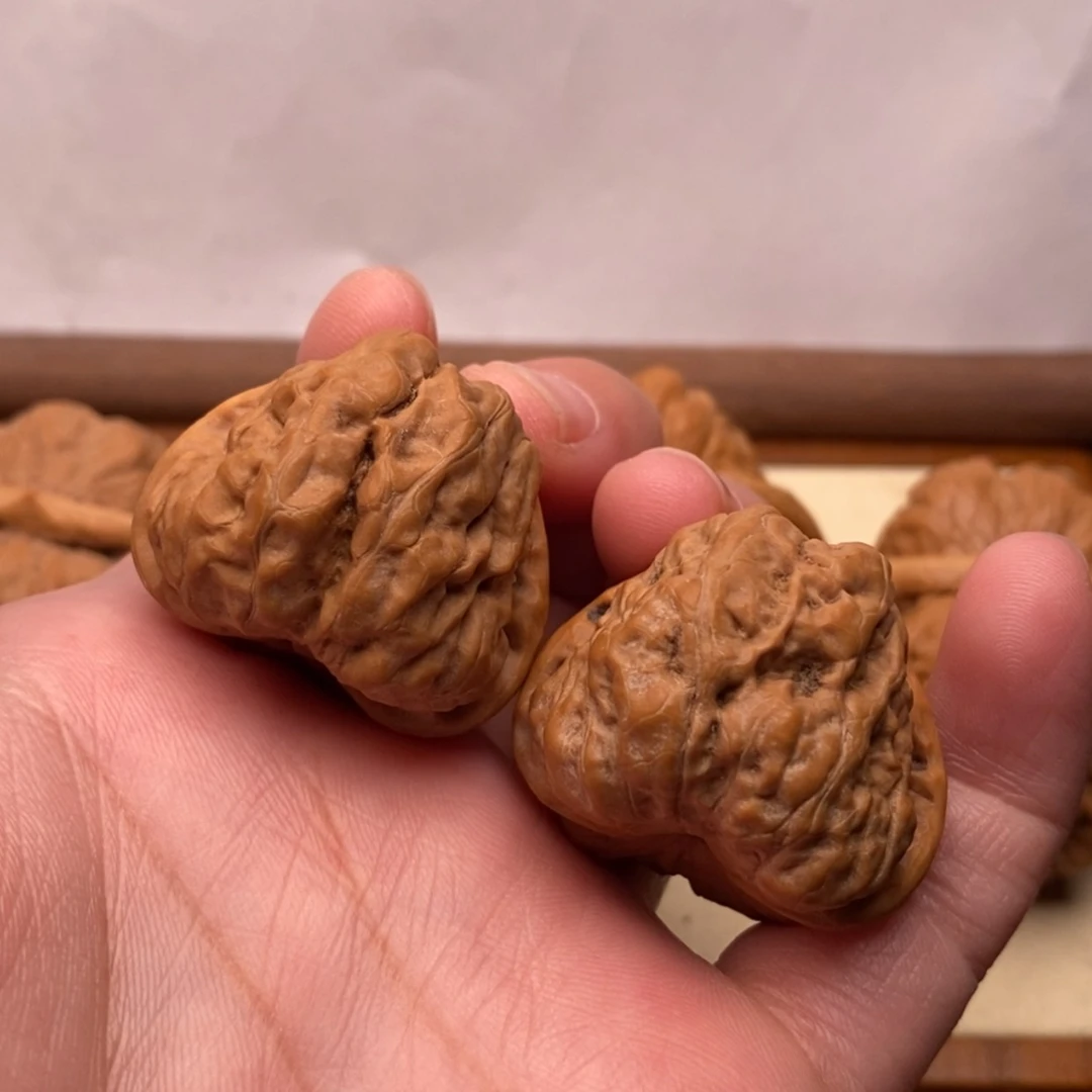 【闪购商品】把件文玩核桃手捻蛙边32左右