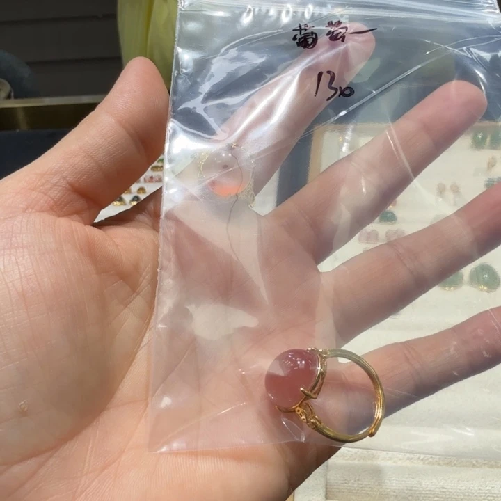 和田玉未镶嵌耳饰葡**葡