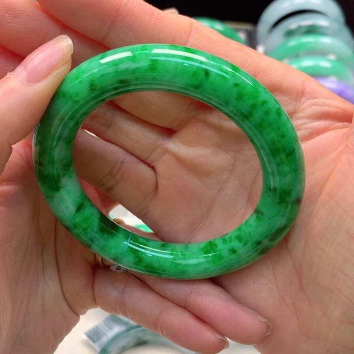 【闪购商品】翡翠手镯未镶嵌馨**哥天然翡翠手镯