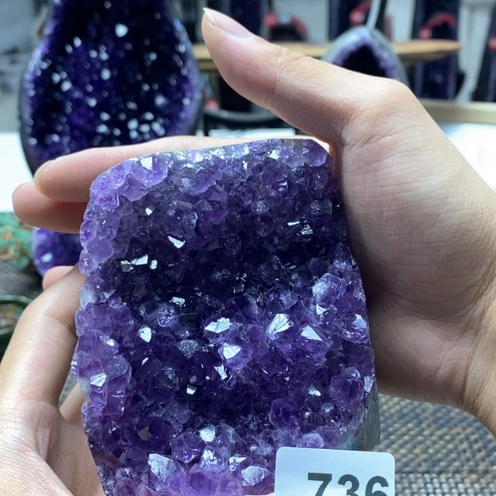 未镶嵌大型摆件（非配饰）水晶
