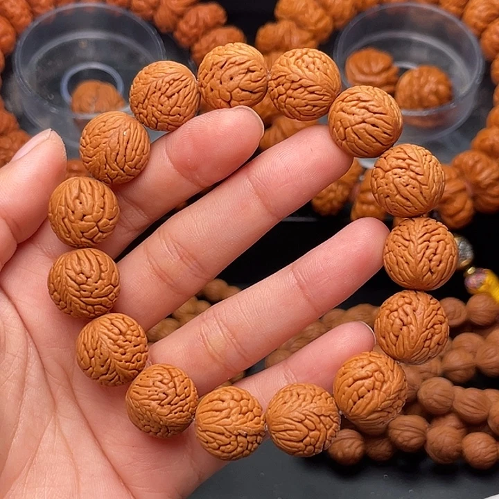 手串桃核龙鳞凤尾1.6