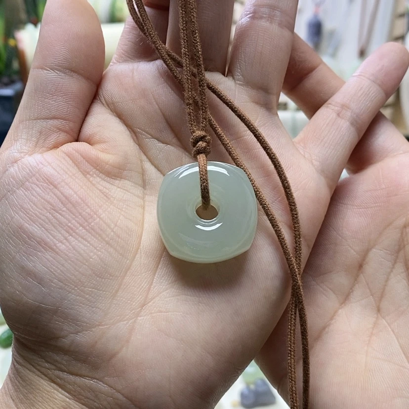 【闪购商品】和田玉未镶嵌颈饰