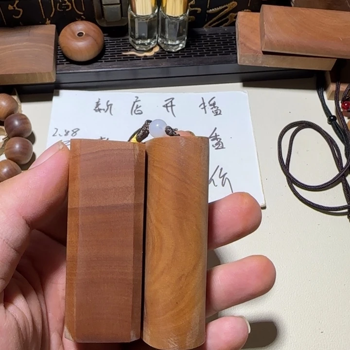 老山檀香横纹手把件约60g