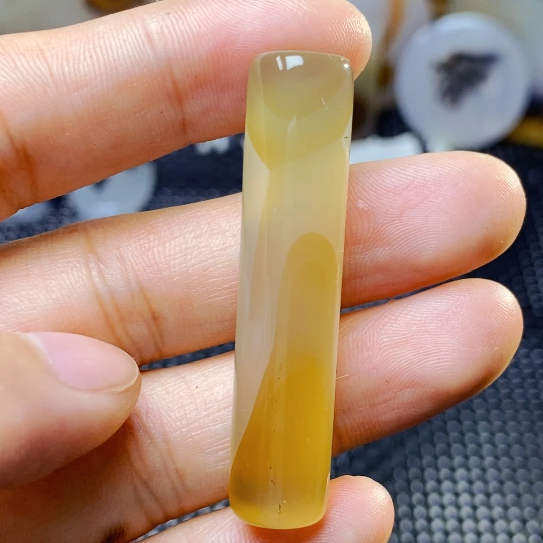玛瑙/玉髓未镶嵌珠宝奇石