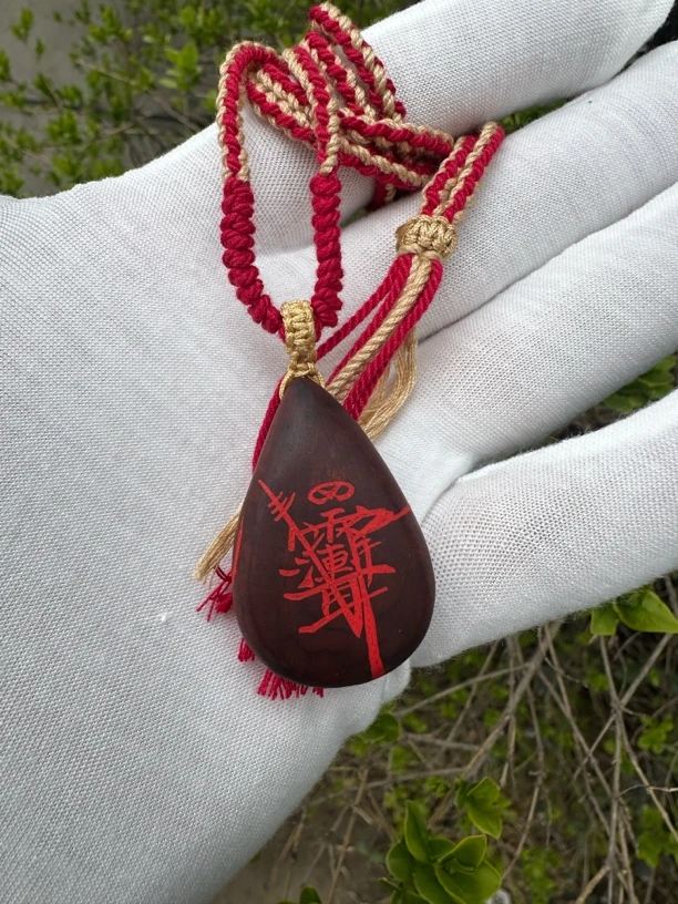 天然雷击枣木千年老料血料雨滴带冰裂纹紫薇讳金光真藏级