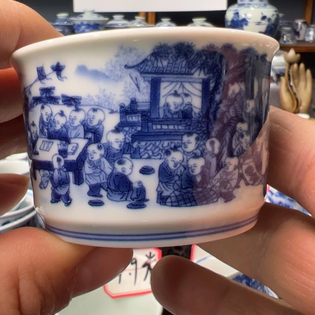 摆件景德镇青花瓷器