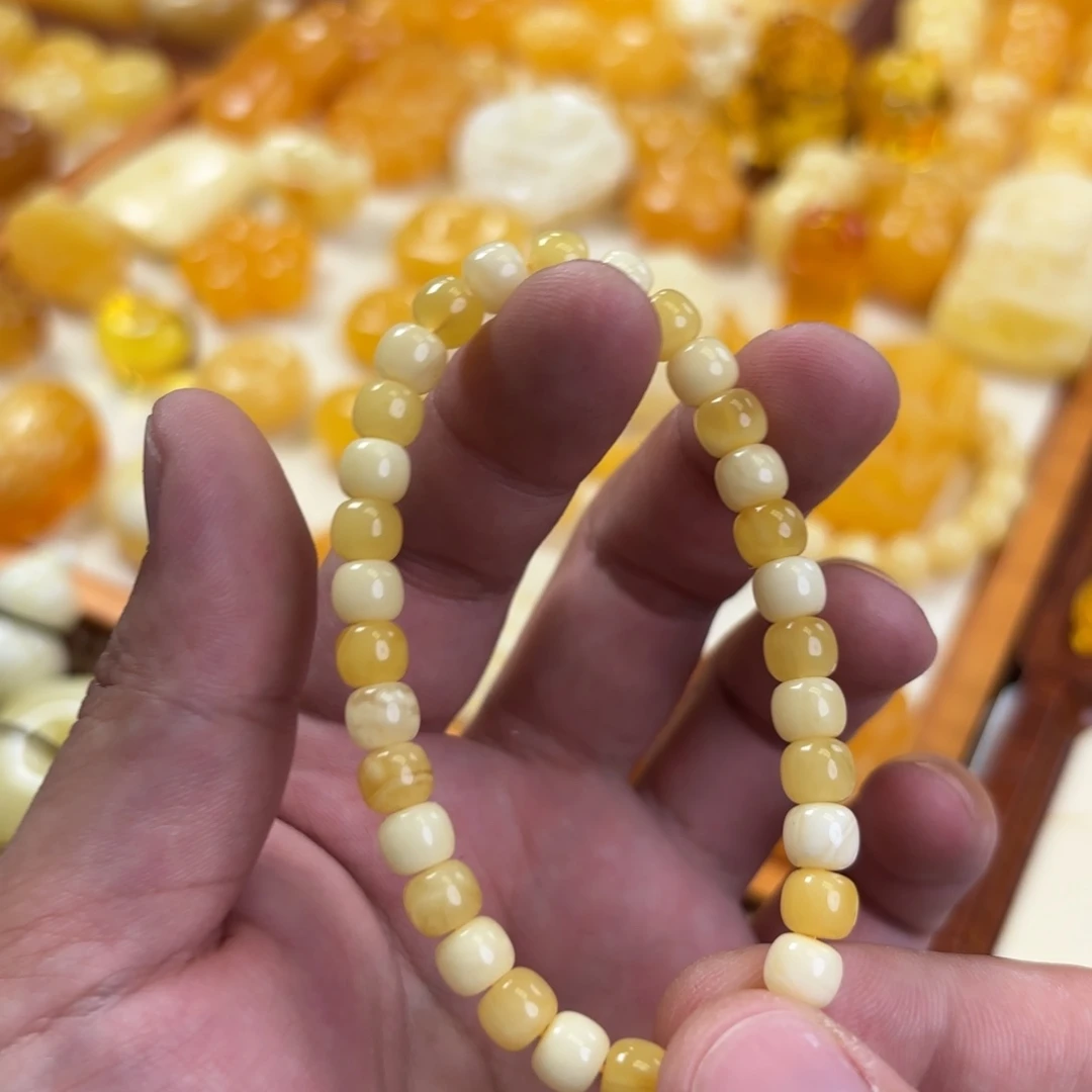 蜜蜡未镶嵌裸石手串