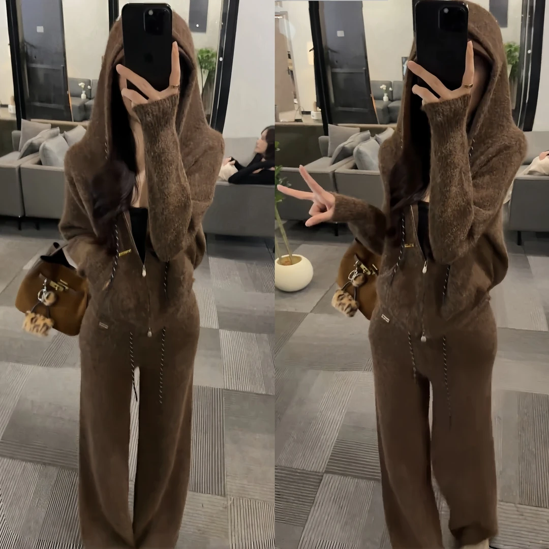 时尚减龄休闲套装2025秋冬显瘦宽松慵懒感连帽上衣外套裤子套装女