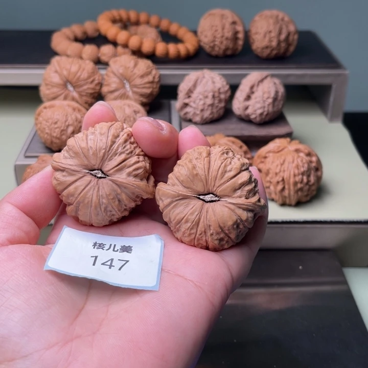 文玩核桃把件45--4147
