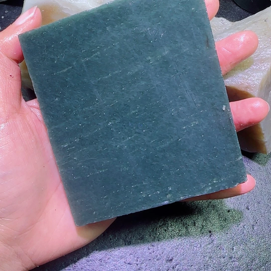 和田玉未镶嵌珠宝半成品