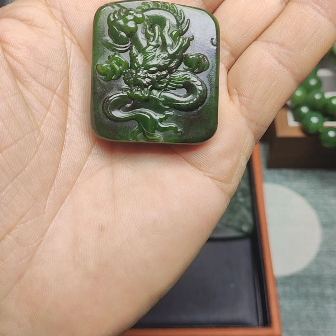 和田玉吊坠(不含链)未镶嵌