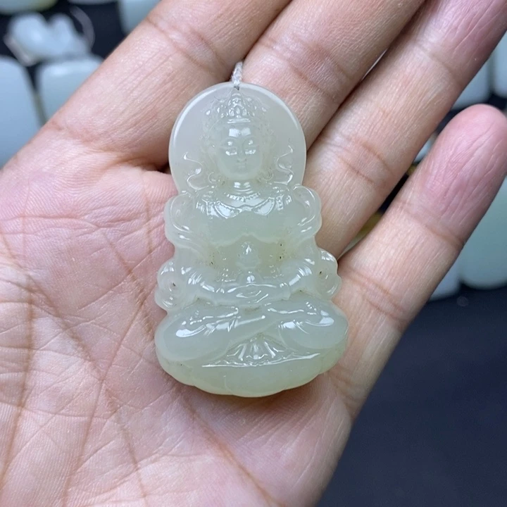 颈饰未镶嵌和田玉
